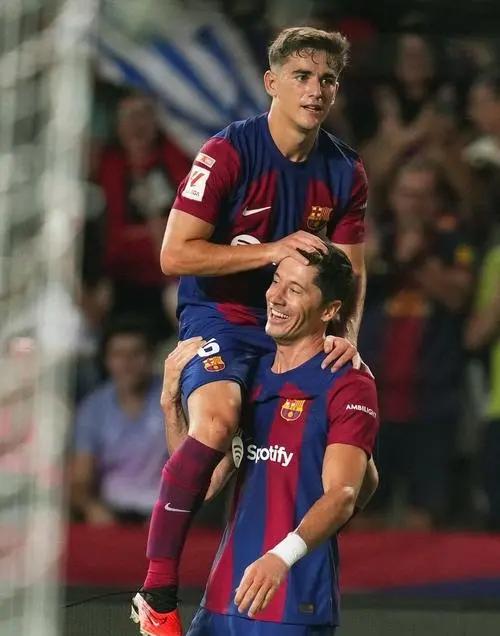 开云体育地址-双雄对决！巴萨迎战塞维利亚，谁能笑到最后？的简单介绍