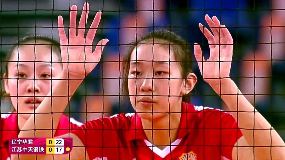 开云体育官方登录入口-包含年轻新秀脱颖而出，为球队赢得宝贵胜利，未来可期！的词条