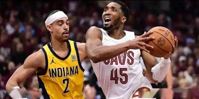 开云体育app下载-步行者团结一致，逆袭冲击最强火力