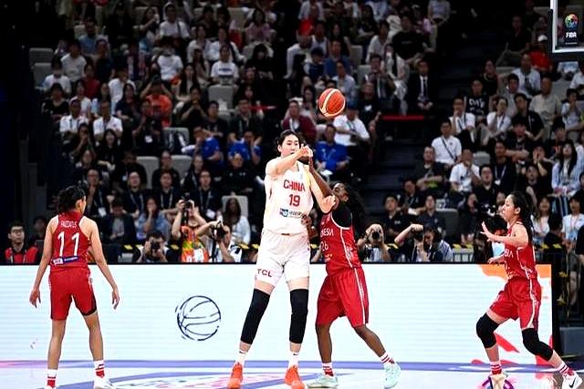 开云体育下载-韩国队在篮球比赛中击败对手