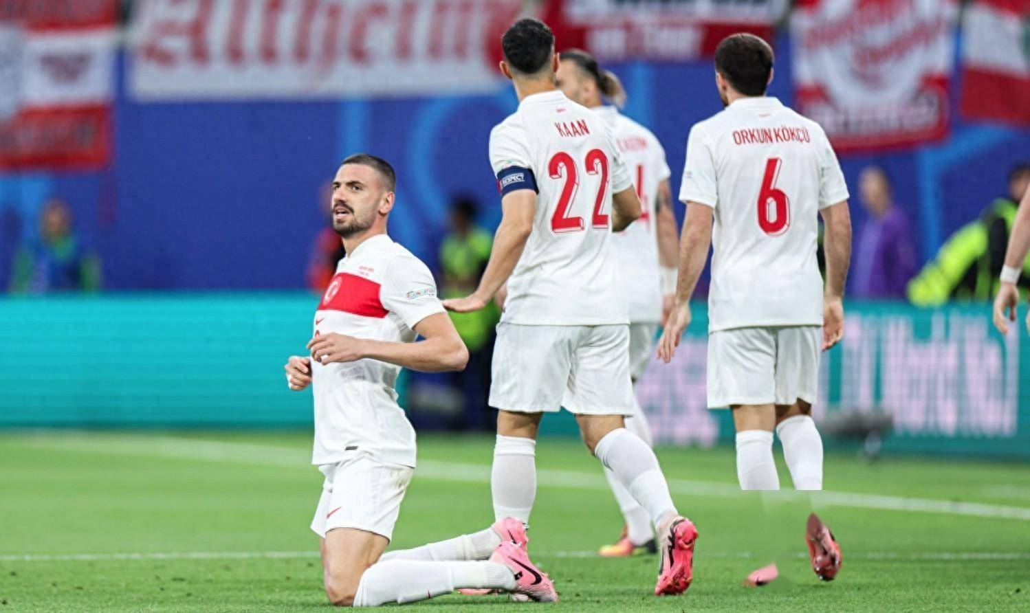 开云体育网页版登录入口-土耳其队惊艳亮相，获得团队胜利的简单介绍