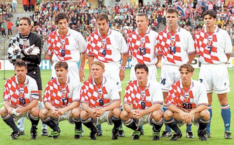 包含铁血争夺，欧洲赛场一场胜利的定义的词条