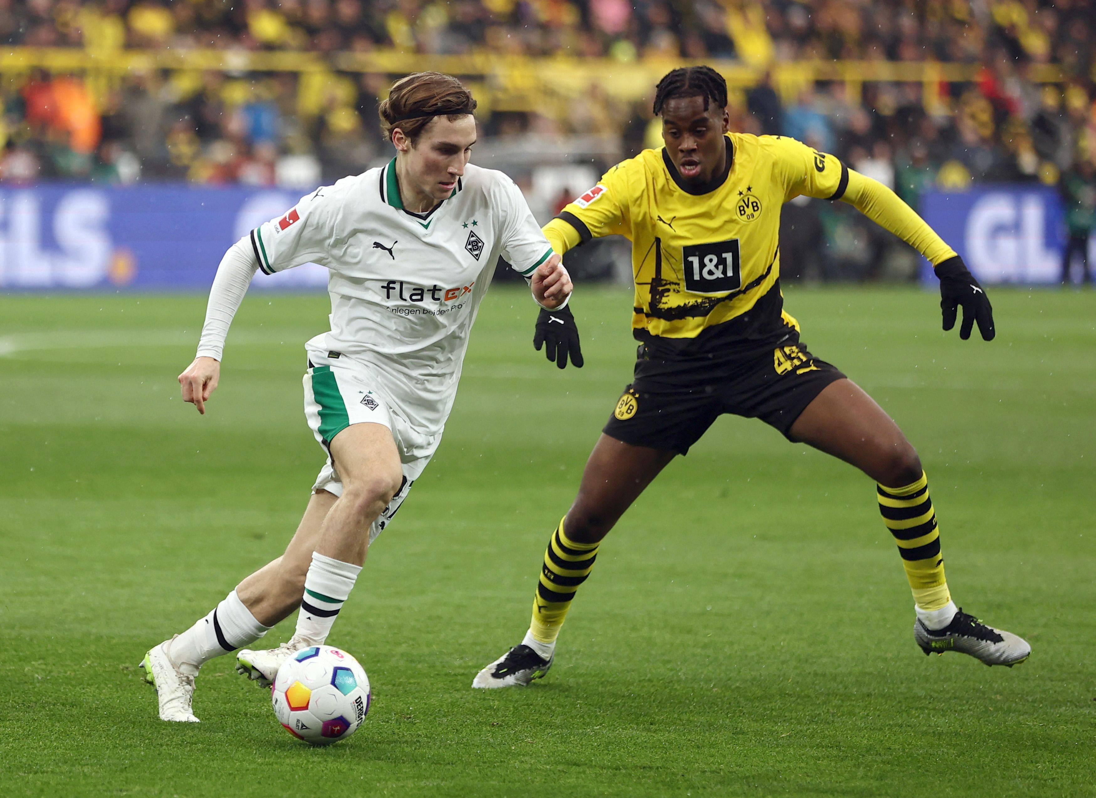 开云体育平台-沃尔夫斯堡惨败于多特蒙德，失去积分领先的简单介绍