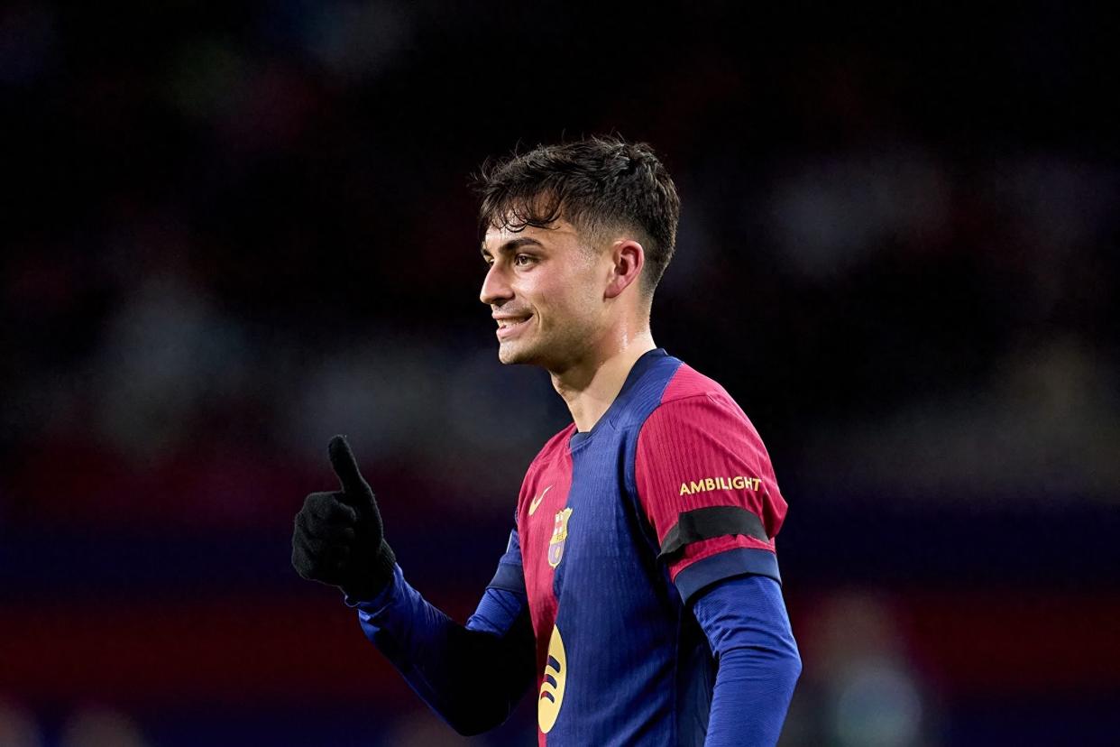 包含奥萨苏纳后卫犯规过多，导致比赛失利的词条