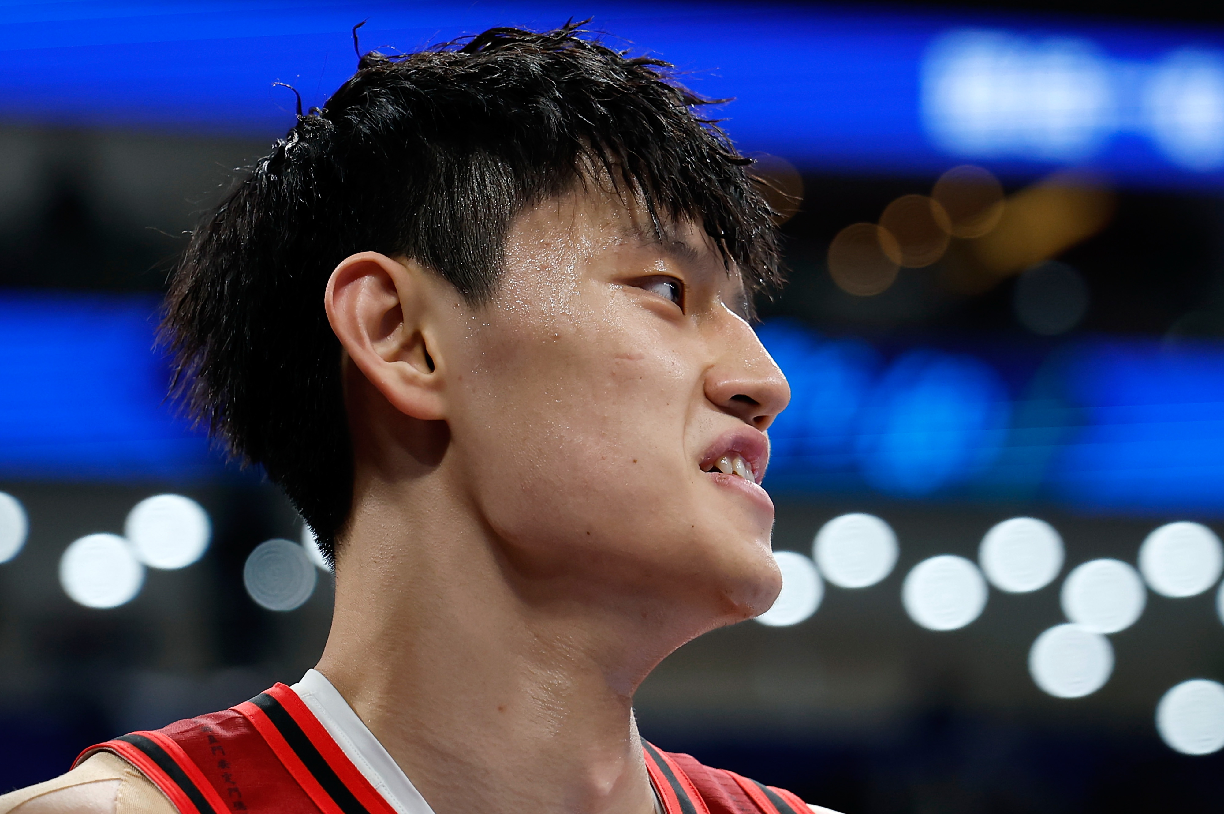 开云体育官网入口-国内外球队交锋，一触即发比赛精彩纷呈的简单介绍