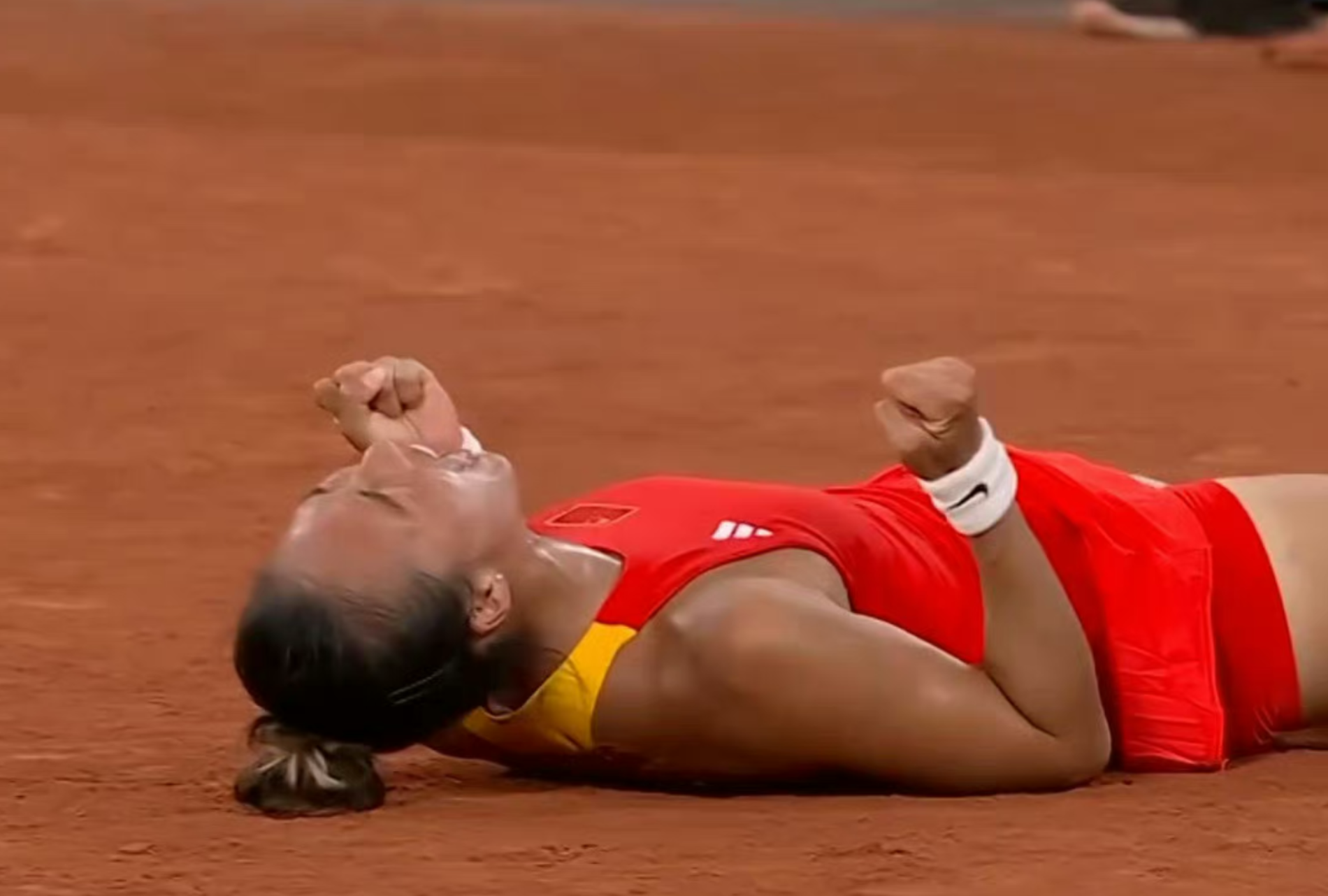 波兰击败瑞士，晋级半决赛的简单介绍