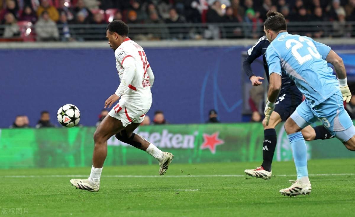 关于尤文图斯如何应对克罗托内的挑战？的信息