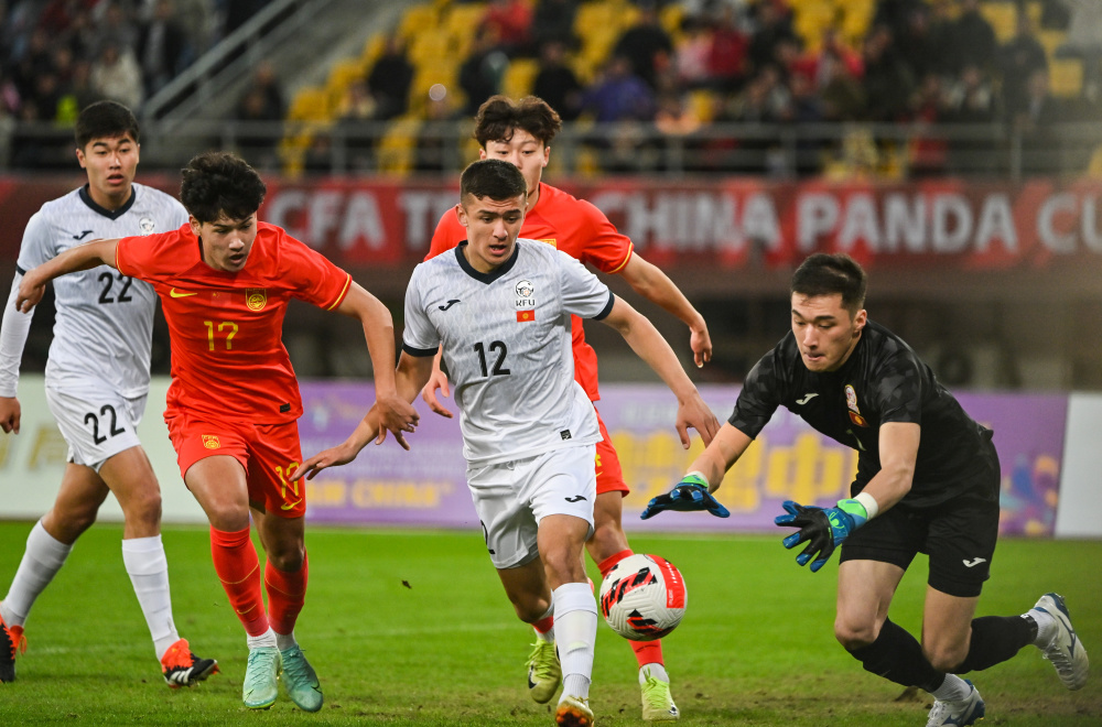 吉尔吉斯斯坦球队取得国际锦标赛胜利的简单介绍