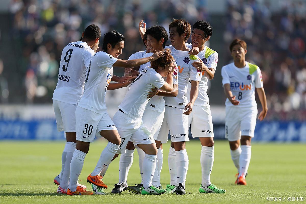 鹿岛鹿角队取得连胜，晋级淘汰赛的简单介绍