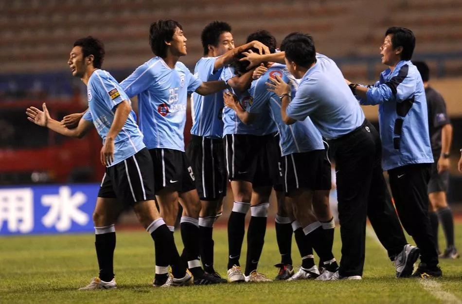 关于富力主场迎战实德，力争三分继续领跑的信息